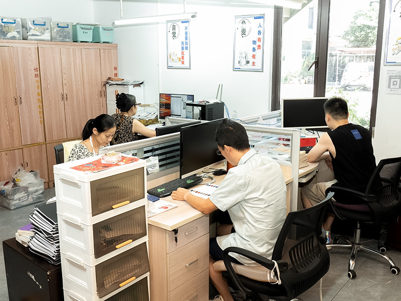 พื้นที่โรงงานและสำนักงาน